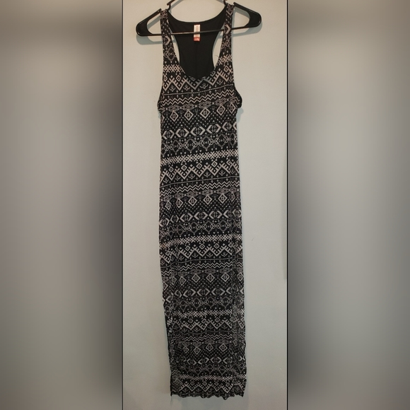 Maxi dress. - Picture 1 of 3